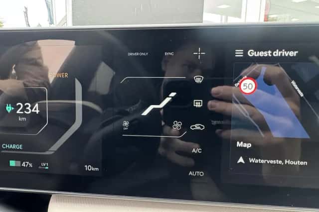 Kia EV4 (2026) thumbnail 25