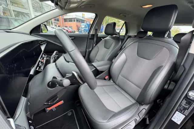 Kia Niro (2024) thumbnail 6