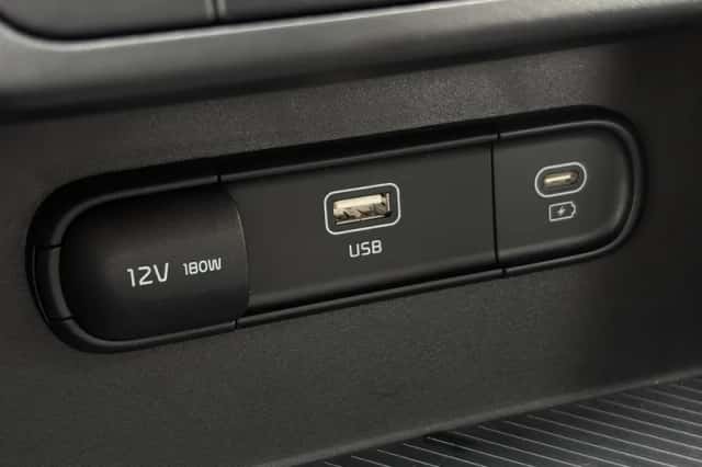 Kia Sportage (2024) thumbnail 18