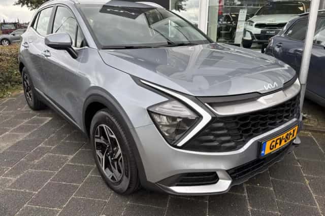 Kia Sportage (2024) thumbnail 3