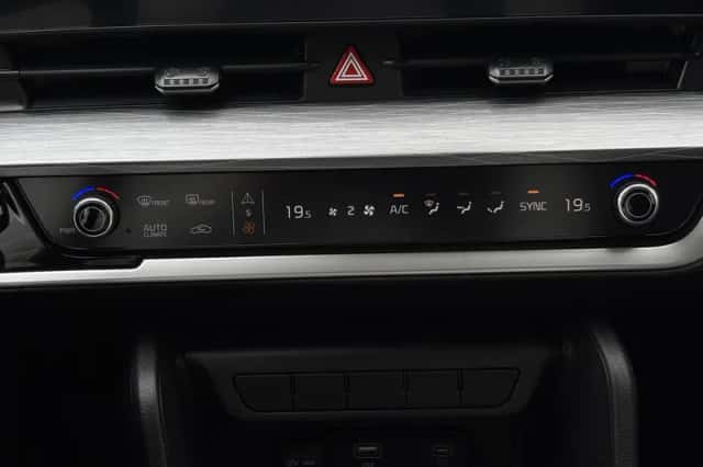 Kia Sportage (2024) thumbnail 25