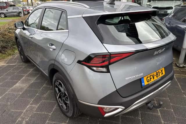 Kia Sportage (2024) thumbnail 6