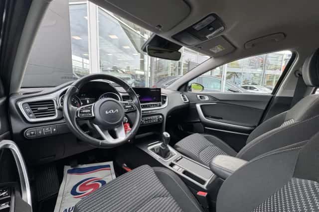 Kia Ceed Sportswagon (2024) thumbnail 12