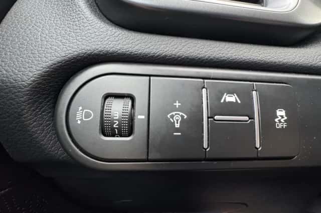 Kia Ceed Sportswagon (2024) thumbnail 16