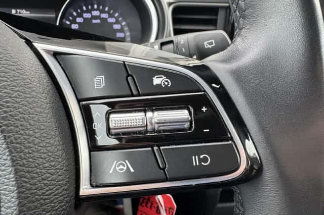 Kia Ceed Sportswagon (2024) thumbnail 17
