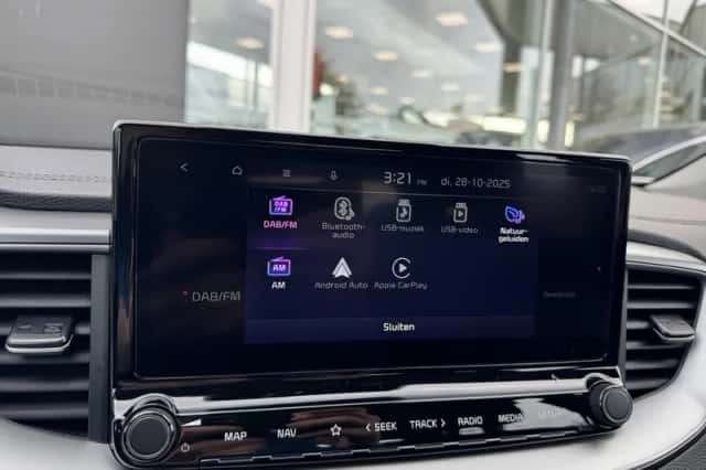 Kia Ceed Sportswagon (2024) thumbnail 24