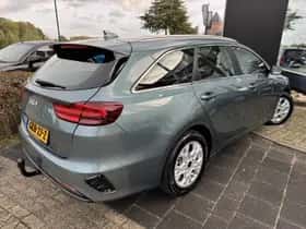 Kia Ceed Sportswagon (2024) thumbnail 4