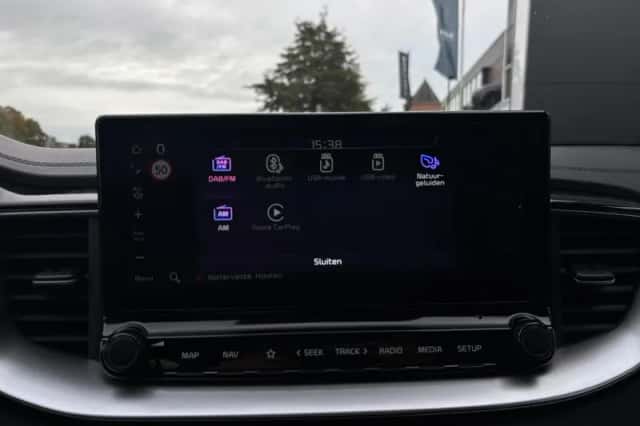 Kia Proceed (2024) thumbnail 5