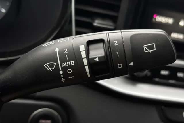 Kia Proceed (2024) thumbnail 7