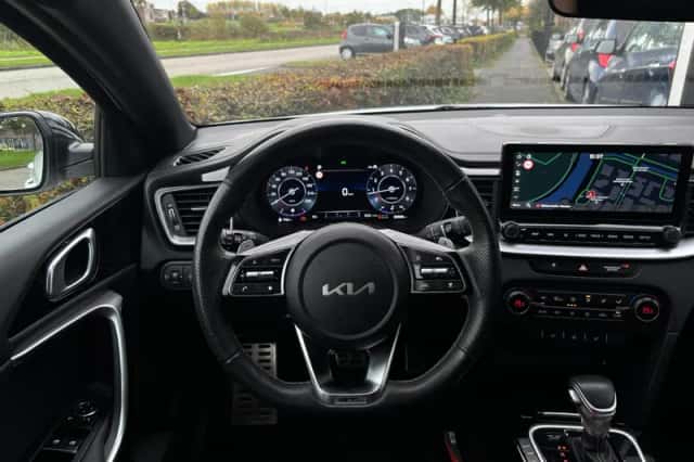 Kia Proceed (2024) thumbnail 9