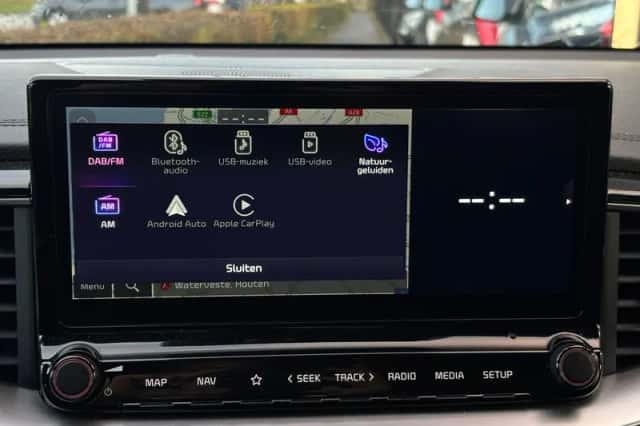 Kia Ceed Sportswagon (2024) thumbnail 2