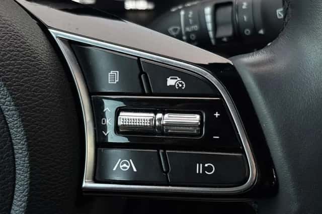 Kia Ceed Sportswagon (2024) thumbnail 4