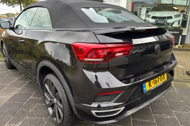 Volkswagen T-Roc (2020) thumbnail 4
