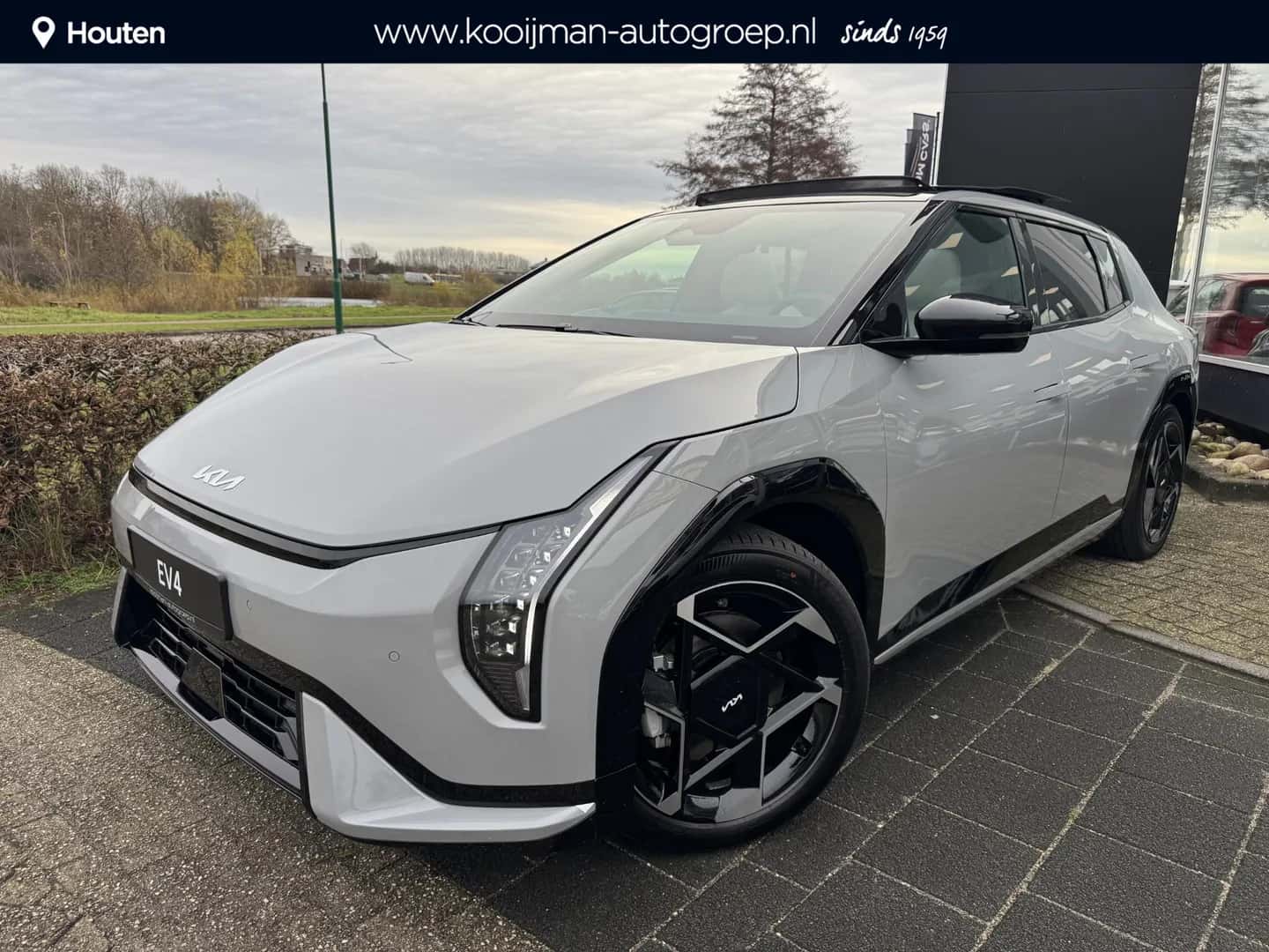 Kia EV4 (2026) — foto 1