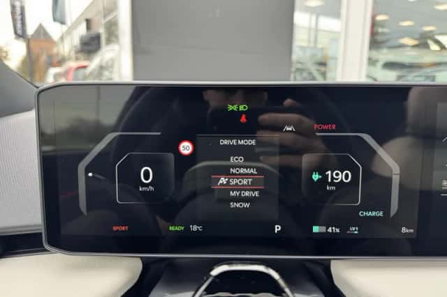 Kia EV4 (2026) thumbnail 25