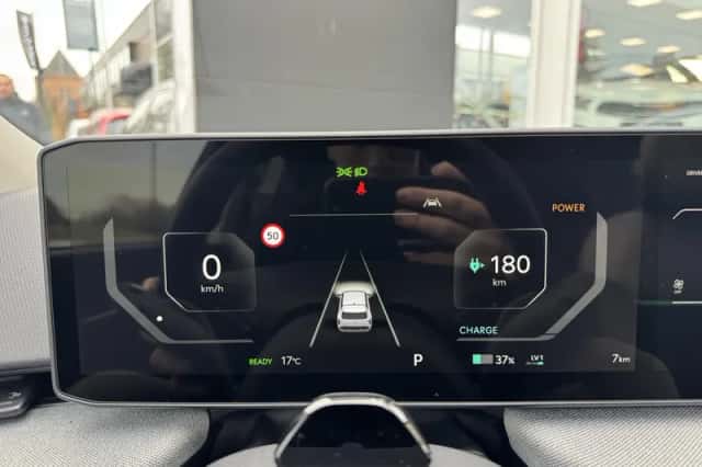 Kia EV4 (2026) thumbnail 24