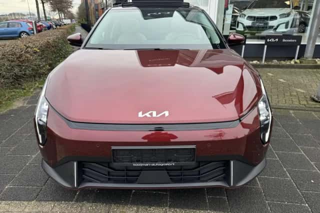 Kia EV4 (2026) thumbnail 7