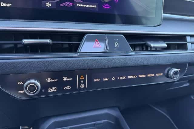 Kia Stonic (2025) thumbnail 32