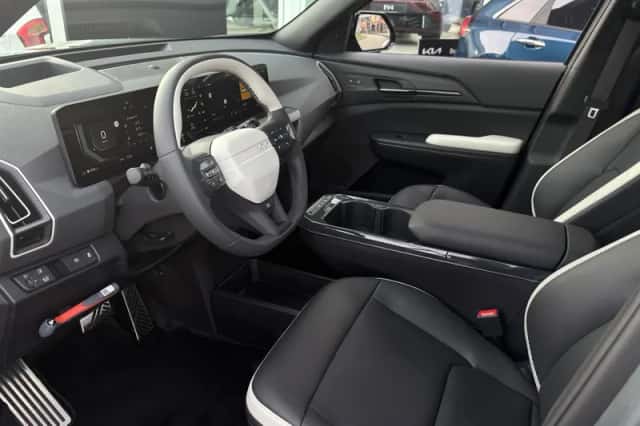 Kia EV5 (2025) thumbnail 8