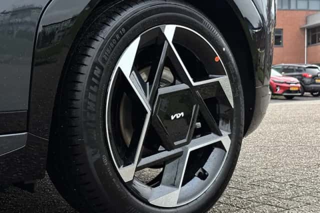 Kia EV4 (2026) thumbnail 8