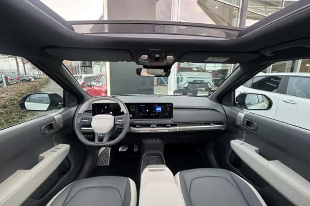 Kia EV3 (2026) thumbnail 16