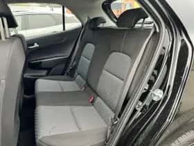 Kia Picanto (2025) thumbnail 9