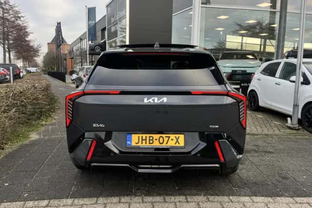 Kia EV4 (2025) thumbnail 5