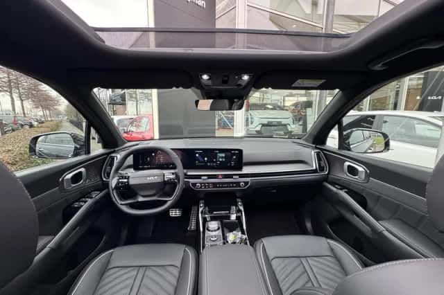Kia Sorento (2026) thumbnail 16