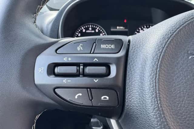 Kia Picanto (2021) thumbnail 20