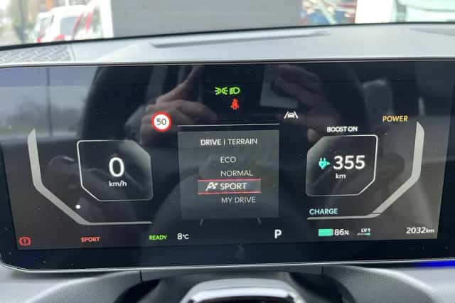 Kia EV9 (2025) thumbnail 17