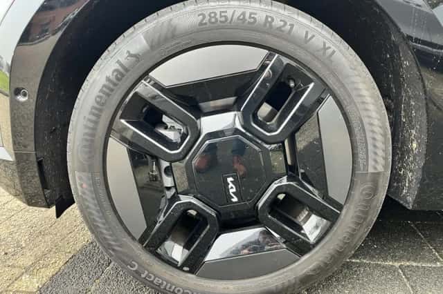 Kia EV9 (2025) thumbnail 3