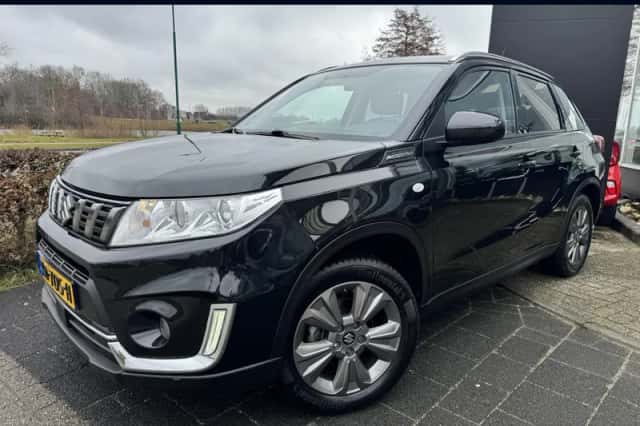 Suzuki Vitara (2018) thumbnail 1