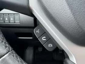 Suzuki Vitara (2018) thumbnail 19