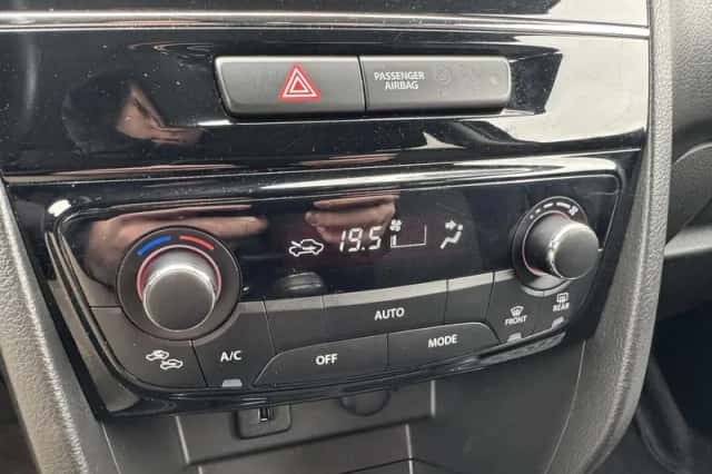 Suzuki Vitara (2018) thumbnail 24