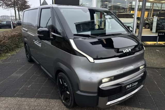 Kia PV5 (2025) thumbnail 3
