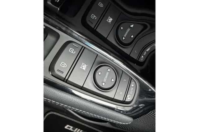 Kia Niro (2021) thumbnail 13