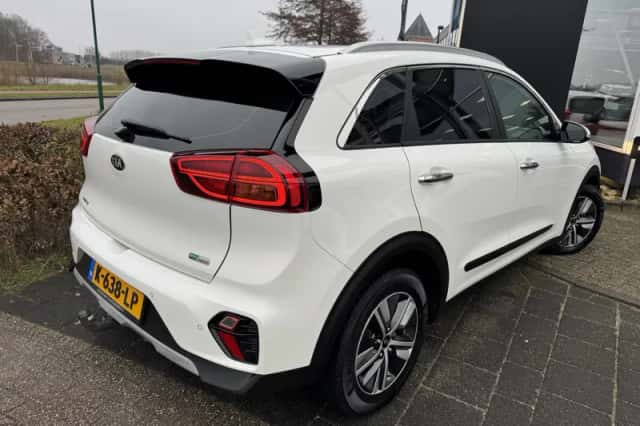 Kia Niro (2021) thumbnail 4