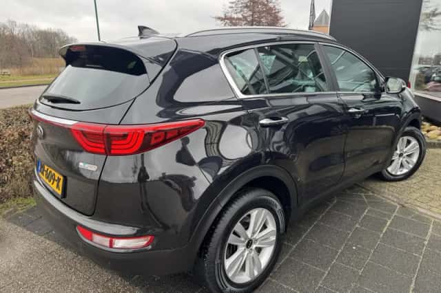Kia Sportage (2018) thumbnail 6