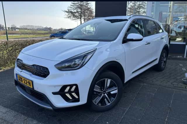 Kia Niro (2022) thumbnail 1
