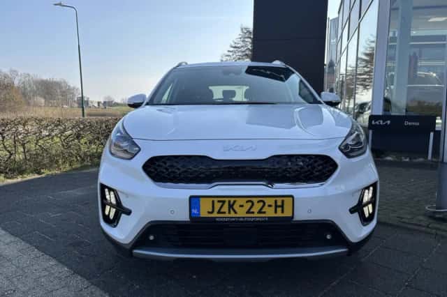 Kia Niro (2022) thumbnail 2