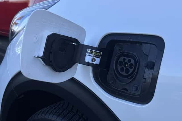 Kia Niro (2022) thumbnail 11