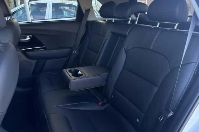 Kia Niro (2022) thumbnail 17