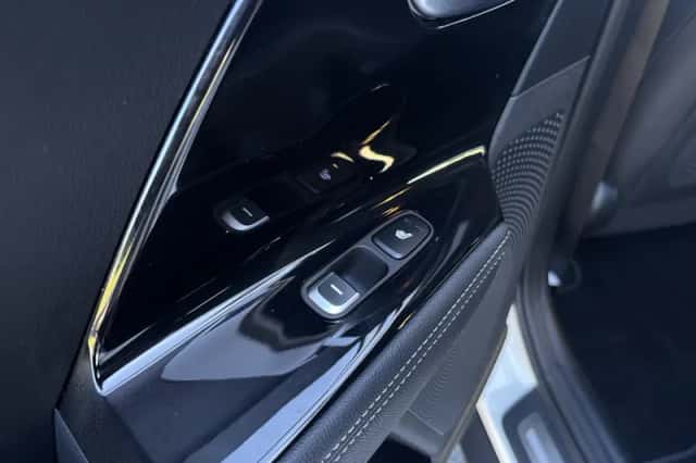 Kia Niro (2022) thumbnail 18