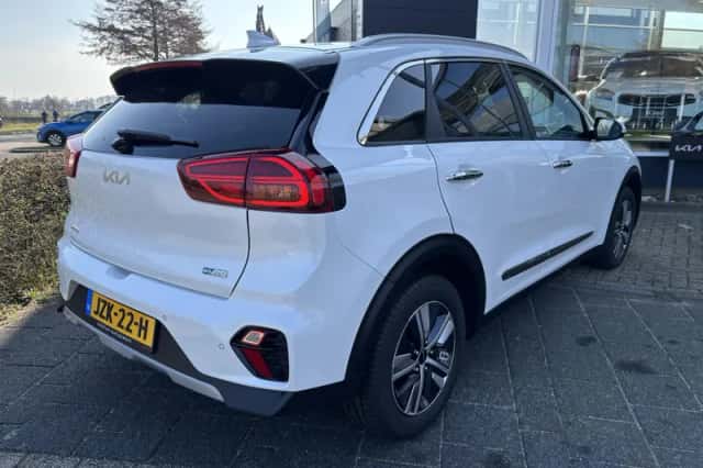 Kia Niro (2022) thumbnail 4
