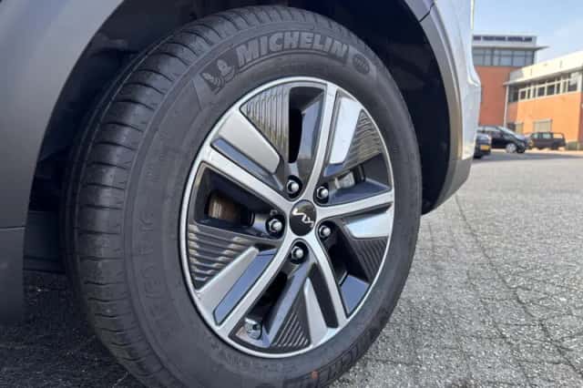 Kia Niro (2022) thumbnail 8