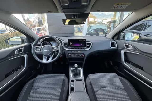 Kia Ceed (2025) thumbnail 11