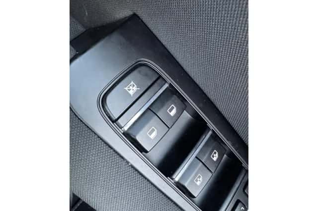 Kia Ceed (2025) thumbnail 13