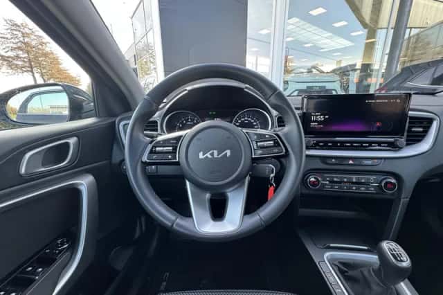 Kia Ceed (2025) thumbnail 10