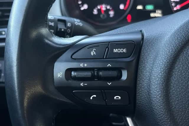 Kia Stonic (2022) thumbnail 12