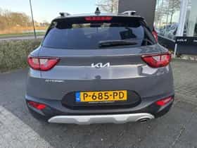 Kia Stonic (2022) thumbnail 4